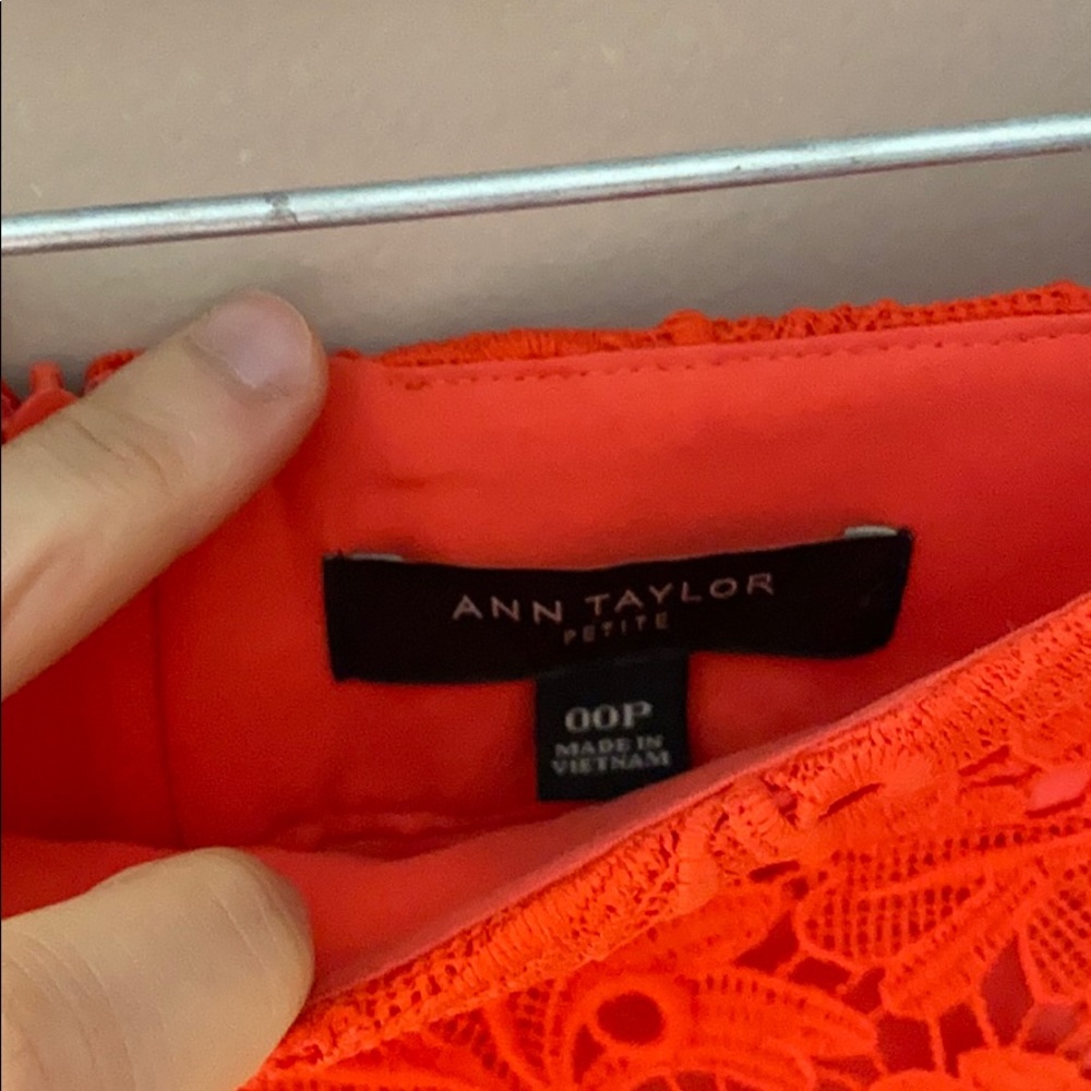 Ann Taylor pencil skirt - Picture 3 of 3